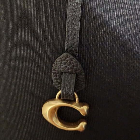Coach Initial Hangtag Bag Charm - Picture 1 of 6